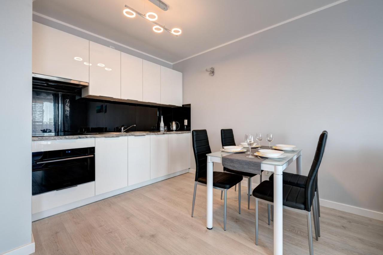 Live & Travel Apartments - Waterlane Island Gdansk Exterior photo