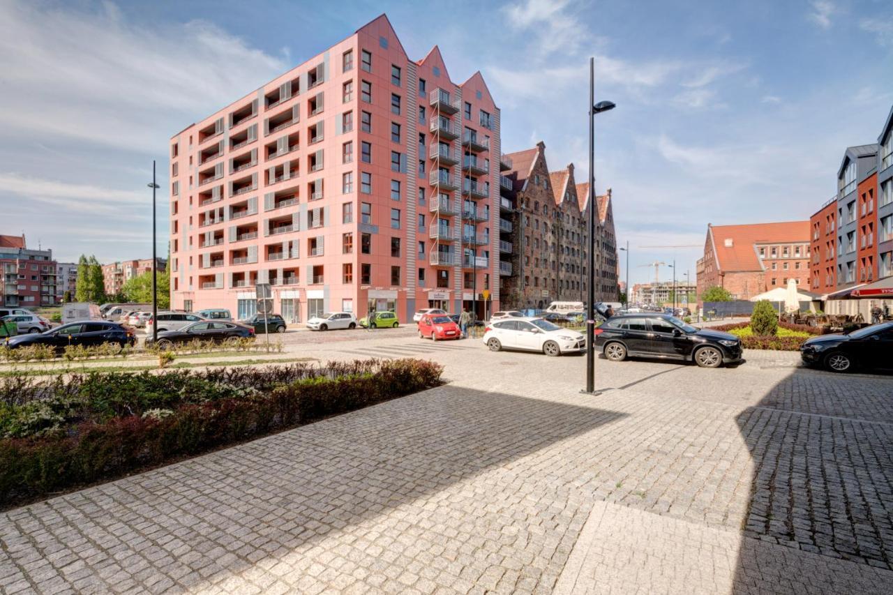 Live & Travel Apartments - Waterlane Island Gdansk Exterior photo